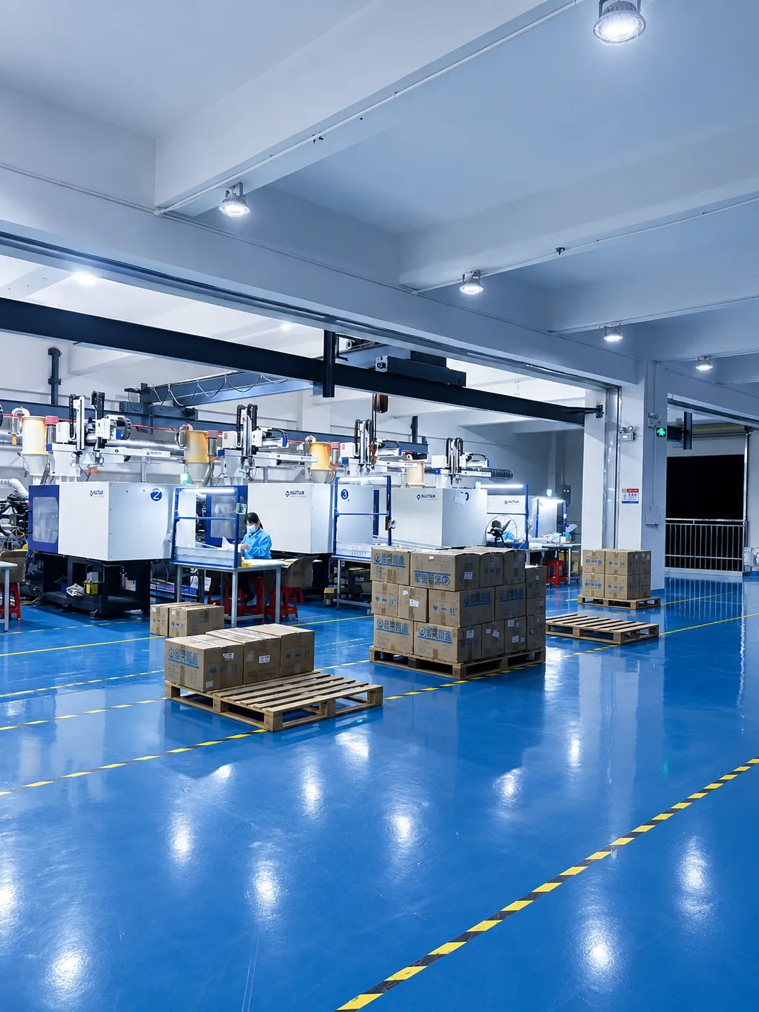 YFD LED truck lighting factory workshop with clean production area